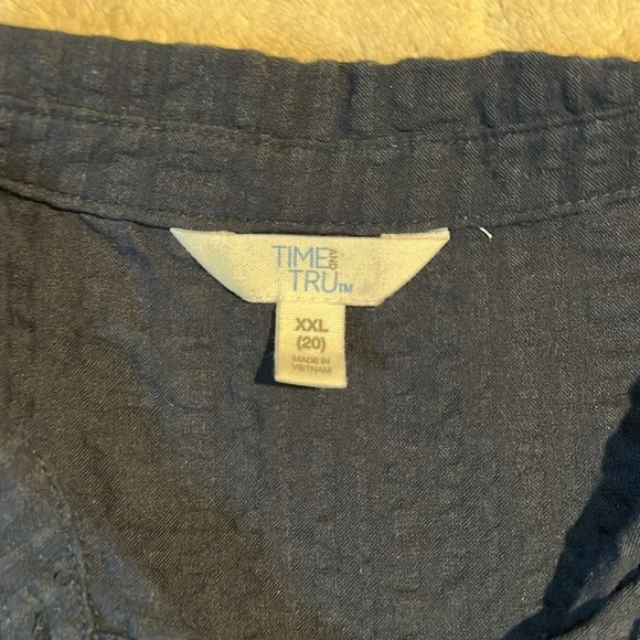 Sleeveless Navy Button Down Dress - Picture 2 of 3